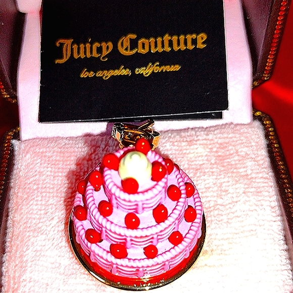 Juicy Couture 3 Tiered Strawberry Shortcake Never Removed From 🎁 NWT - Picture 3 of 7
